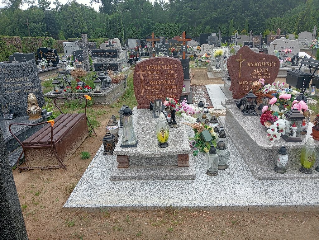 Grób Kazimierz Woronowicz