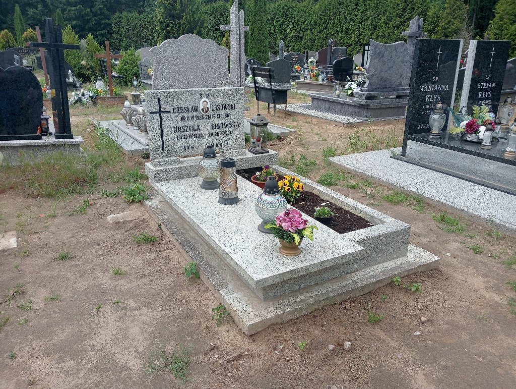 Grób Czesław Lisowski